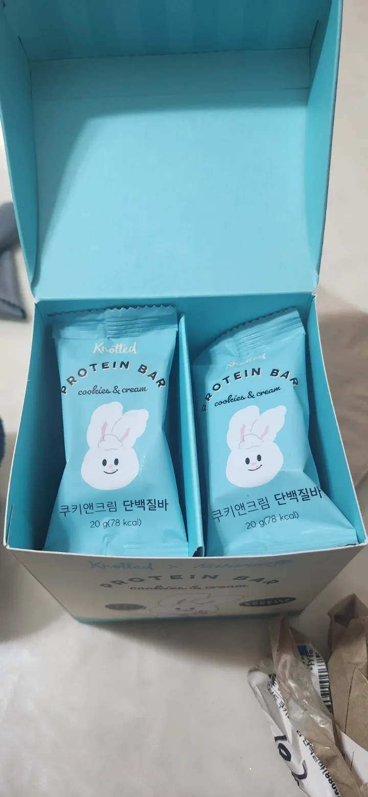쿠키앤 크림 단백질바 (14개입) 리뷰